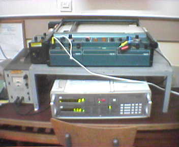Auswertelektronik und x-y-Schreiber